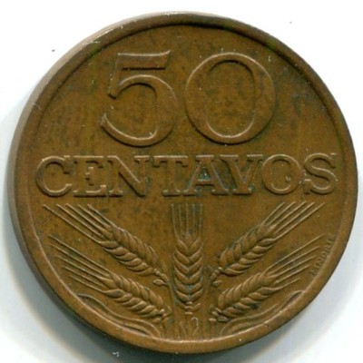 Монет Португалия 50 сентаво 1977 год.