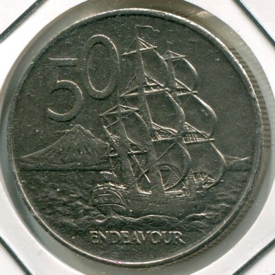 Монета Новая Зеландия 50 центов 1982 год.