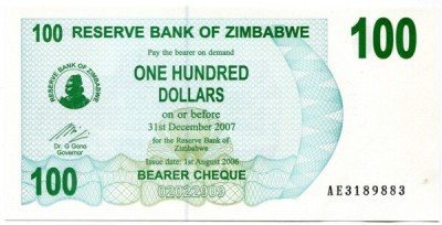 Банкнота Зимбабве 100 долларов 2007 год.