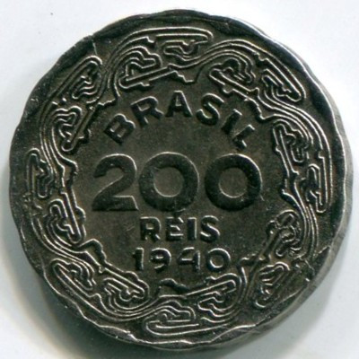 Монета Бразилия 200 рейс 1940 год.