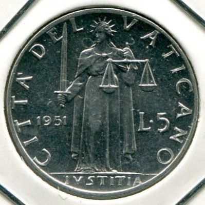 Монета Ватикан 5 лир 1951 год.