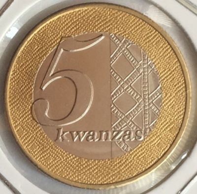 Монета Ангола 5 кванзов 2012 год