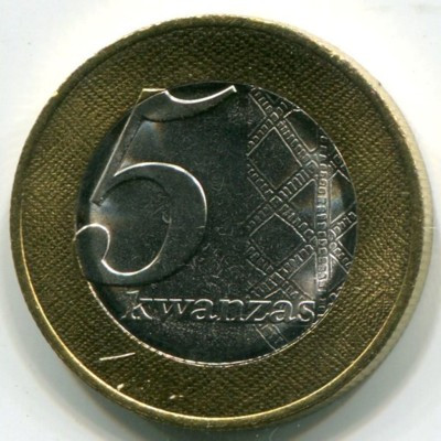Монета Ангола 5 кванза 2012 год.