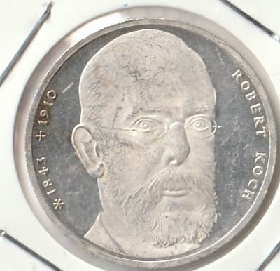 Германия 10 марок 1993 г. 150 лет со дня рождения Роберта Коха J