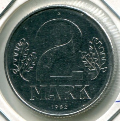 Монета ГДР 2 марки 1982 год.