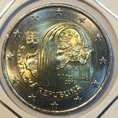 Монета Словакия 2 евро 2018 года 