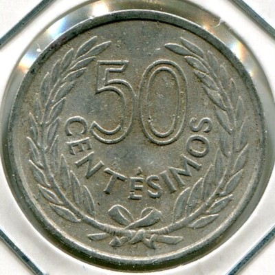 Монета Уругвай 50 сентесимо 1965 год.