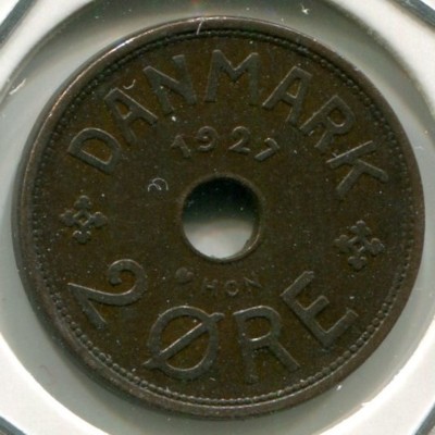 Монета Дания 2 эре 1927 год.