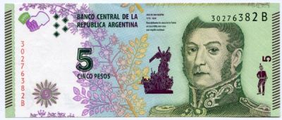 Банкнота Аргентины 5 песо 2015 год.